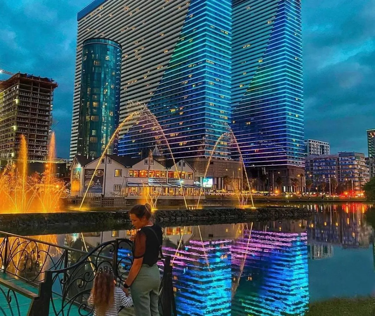 Orbi City Hotel Black Sea View Батуми