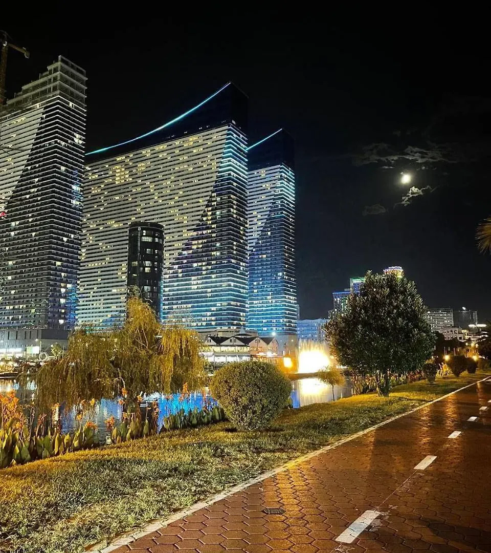 Апартаменты Orbi City Hotel Black Sea View